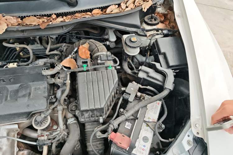 Used Honda Crider 2015 1.8L automatic luxury edition Engine Bay Left