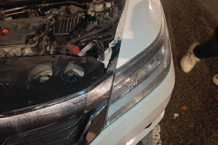 Used Honda Crider 2015 1.8L automatic luxury edition Engine Bay Left