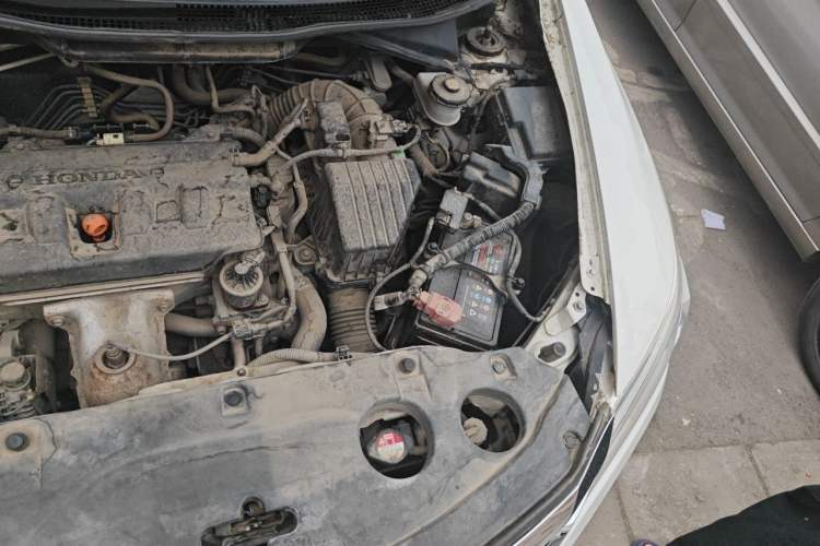 Used Honda Crider 2015 1.8L automatic luxury edition Engine Bay Left