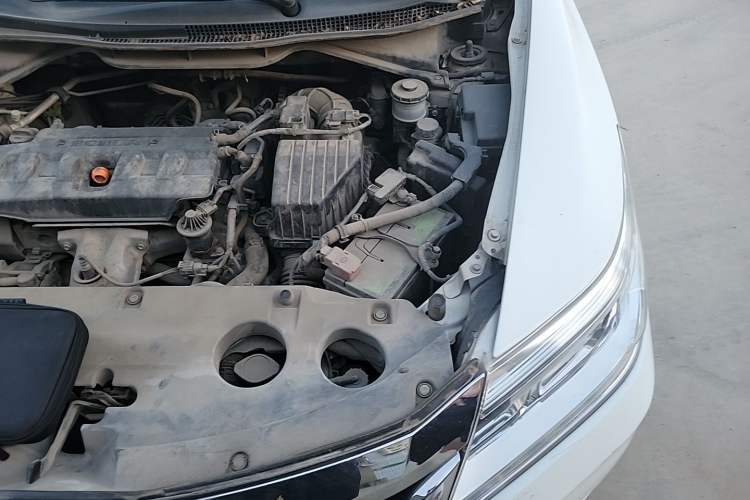 Used Honda Crider 2015 1.8L manual Comfort version Engine Bay Left