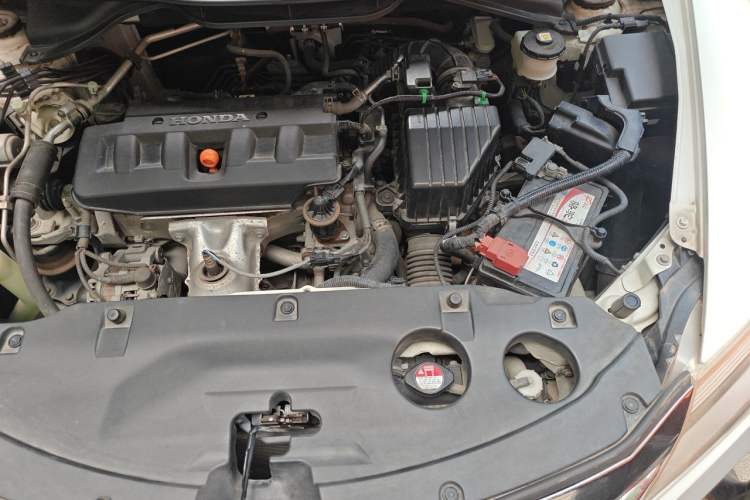 Used Honda Crider 2015 1.8L automatic luxury edition Engine Bay Left