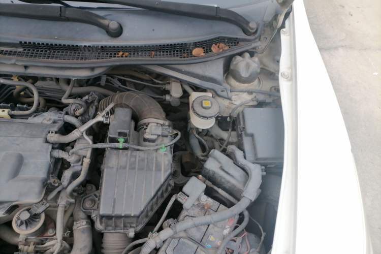 Used Honda Crider 2015 1.8L automatic luxury edition Engine Bay Left