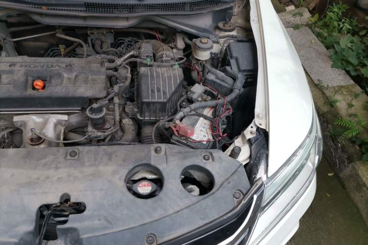 Used Honda Crider 2015 1.8L Automatic Ultra-Configured Limited Edition Engine Bay Left