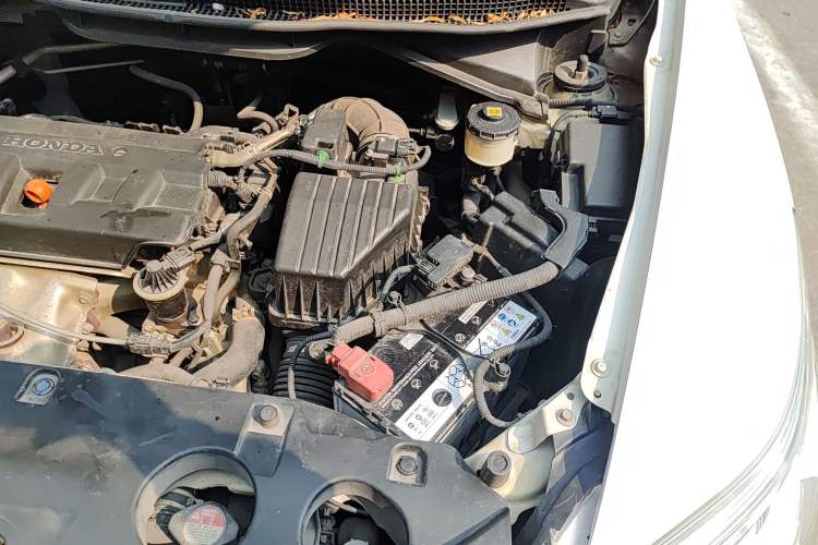 Used Honda Crider 2015 1.8L automatic luxury edition Engine Bay Left