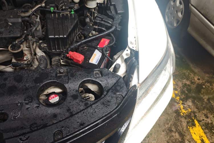 Used Honda Crider 2015 1.8L automatic luxury edition Engine Bay Left