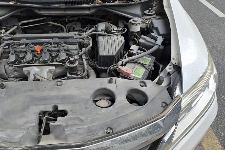 Used Honda Crider 2015 1.8L automatic luxury edition Engine Bay Left