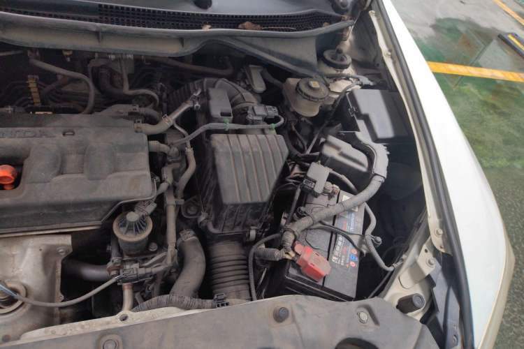 Used Honda Crider 2015 1.8L automatic luxury edition Engine Bay Left