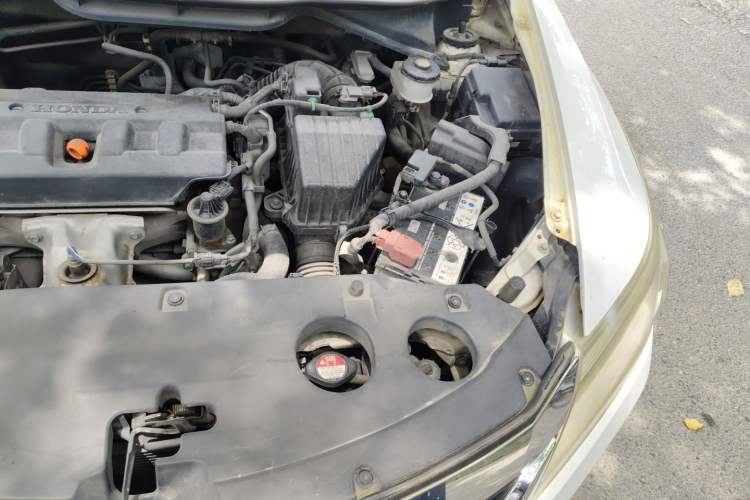 Used Honda Crider 2015 1.8L automatic luxury edition Engine Bay Left