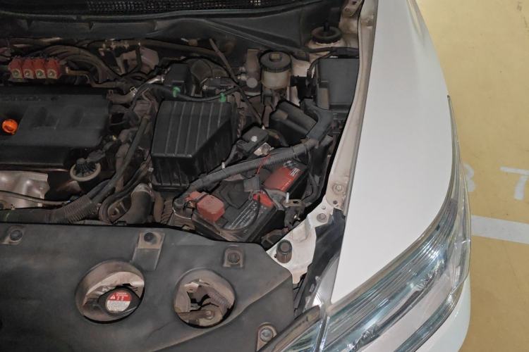 Used Honda Crider 2015 1.8L automatic luxury edition Engine Bay Left
