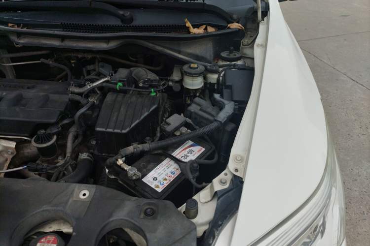 Used Honda Crider 2015 1.8L automatic luxury edition Engine Bay Left