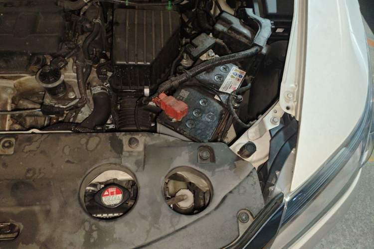 Used Honda Crider 2015 1.8L automatic luxury edition Engine Bay Left