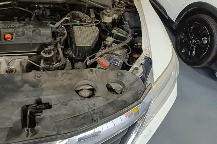 Used Honda Crider 2015 1.8L automatic luxury edition Engine Bay Left