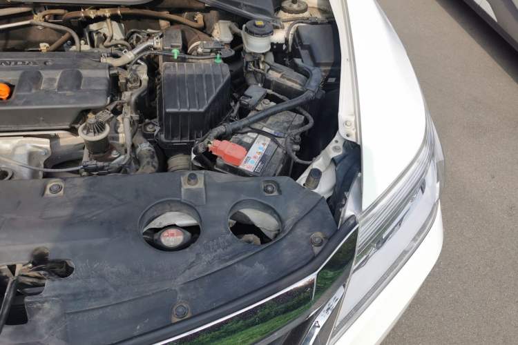 Used Honda Crider 2015 1.8L automatic luxury edition Engine Bay Left