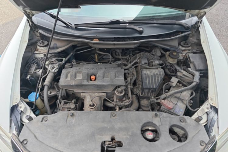 Used Honda Crider 2015 1.8L automatic luxury edition Engine Bay