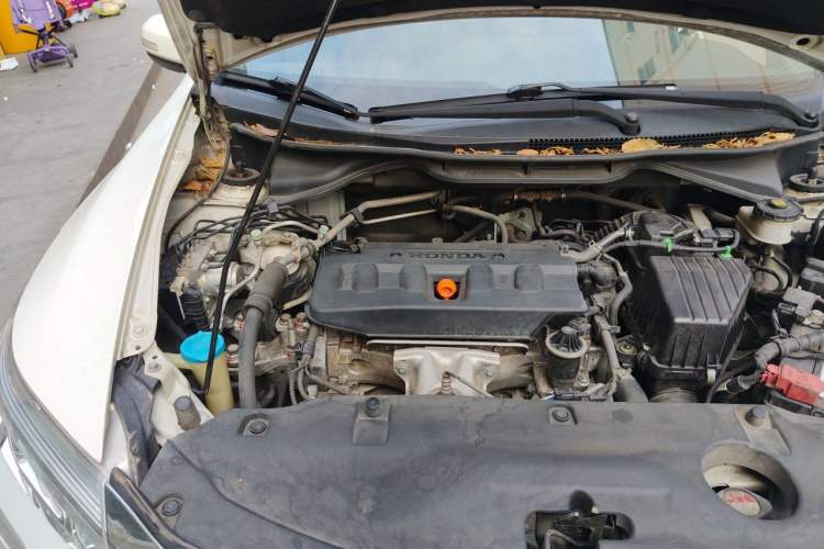 Used Honda Crider 2015 1.8L automatic luxury edition Engine Bay Right