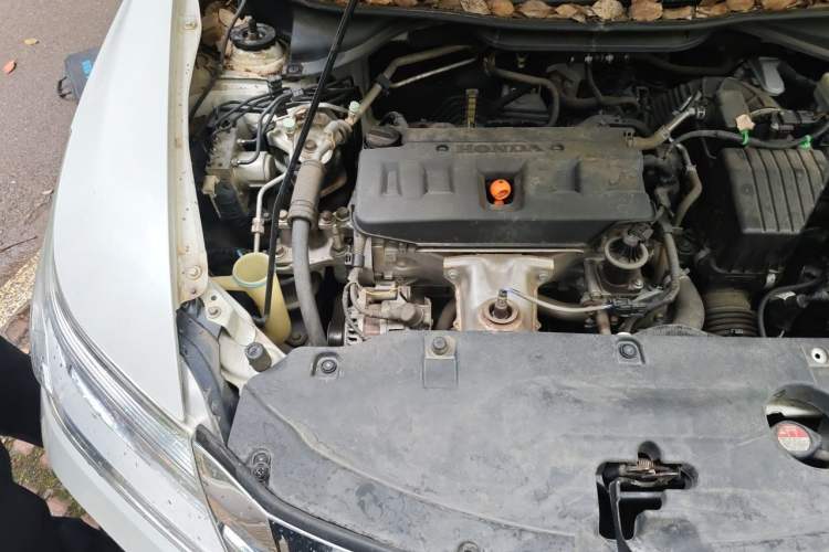 Used Honda Crider 2015 1.8L automatic luxury edition Engine Bay Right