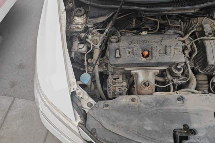 Used Honda Crider 2015 1.8L automatic luxury edition Engine Bay Right