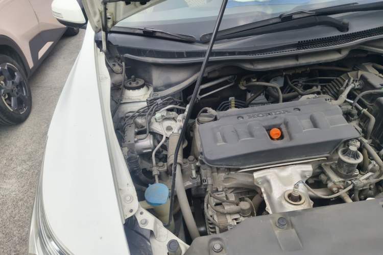 Used Honda Crider 2015 1.8L automatic luxury edition Engine Bay Right