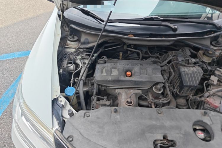 Used Honda Crider 2015 1.8L automatic luxury edition Engine Bay Right