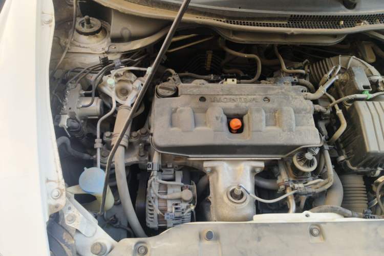 Used Honda Crider 2015 1.8L automatic luxury edition Engine Bay Right