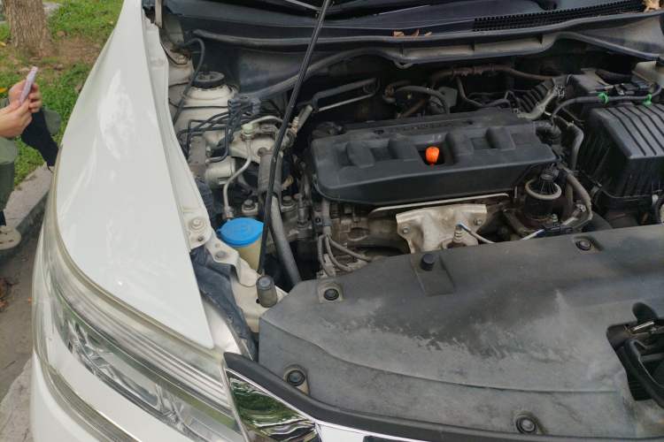 Used Honda Crider 2015 1.8L automatic luxury edition Engine Bay Right