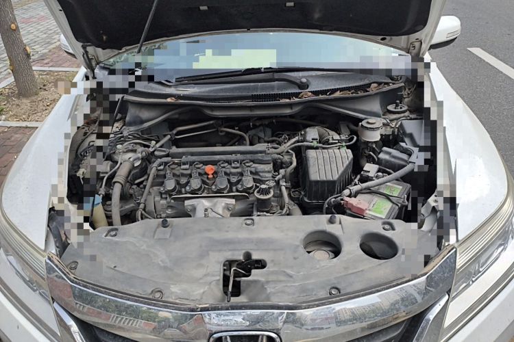 Used Honda Crider 2015 1.8L automatic luxury edition Engine Bay