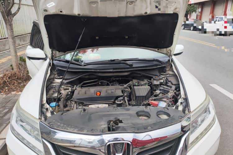 Used Honda Crider 2015 1.8L automatic luxury edition Engine Bay