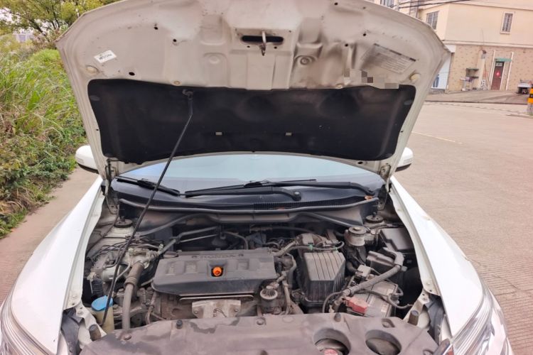 Used Honda Crider 2015 1.8L automatic luxury edition Engine Bay