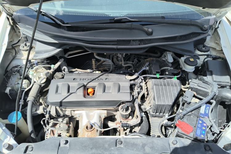 Used Honda Crider 2015 1.8L automatic luxury edition Engine Bay