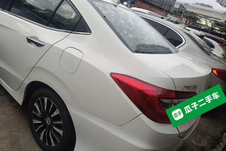 Used Honda Crider 2015 1.8L automatic luxury edition Exterior 1