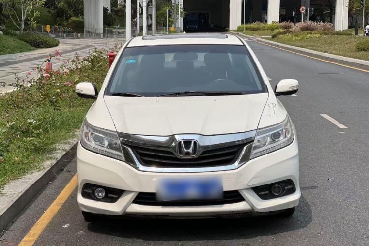 Used Honda Crider 2015 1.8L automatic luxury edition Exterior 2