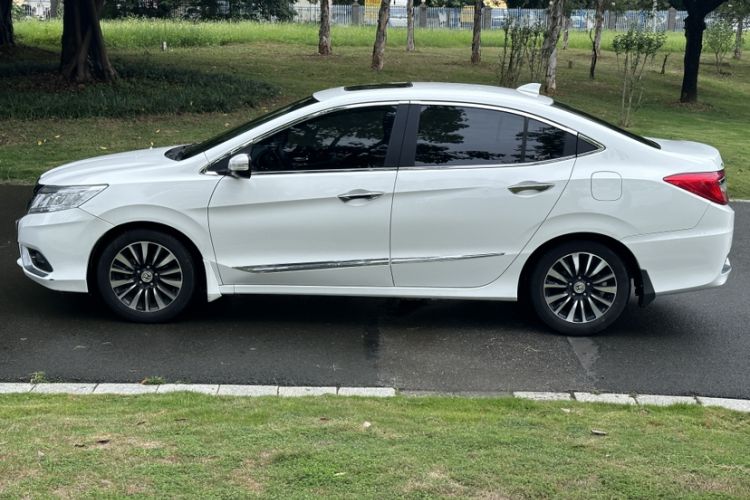 Used Honda Crider 2015 1.8L automatic luxury edition Exterior 4