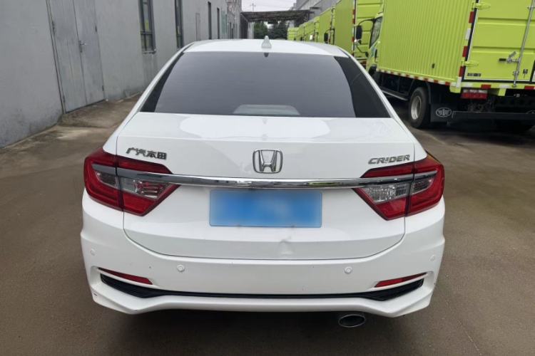Used Honda Crider 2015 1.8L automatic luxury edition Exterior 5