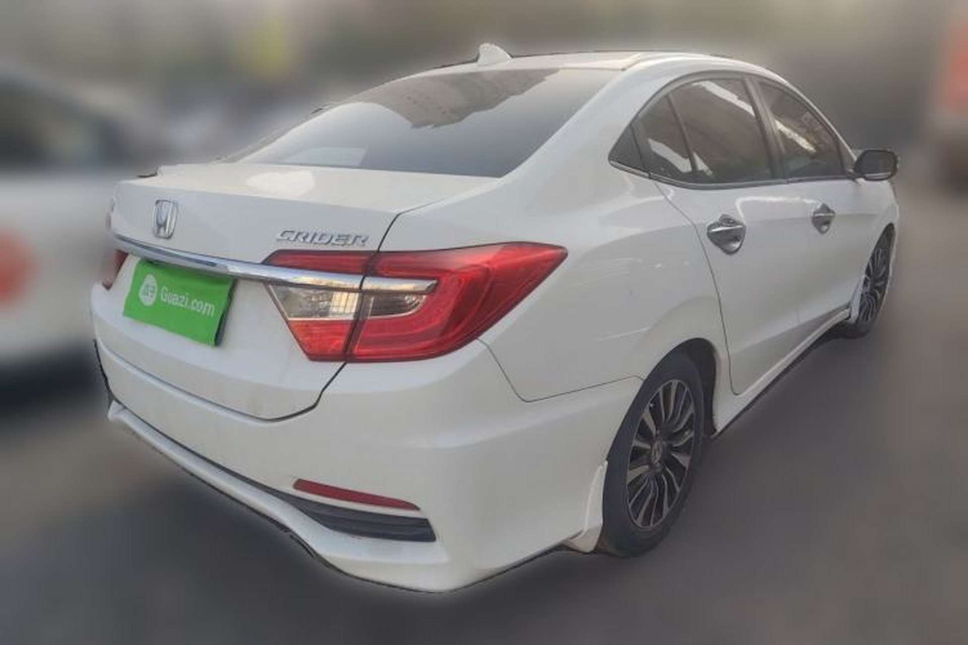 Used Honda Crider 2015 1.8L automatic comfort version Exterior 5