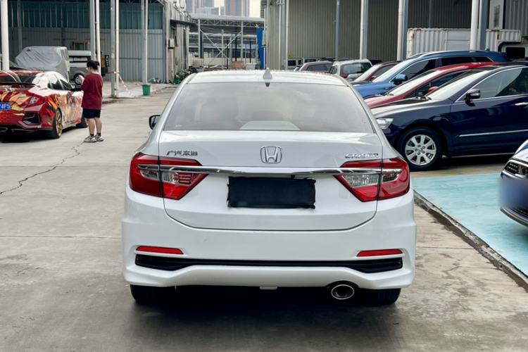 Used Honda Crider 2015 1.8L automatic comfort version Exterior 6