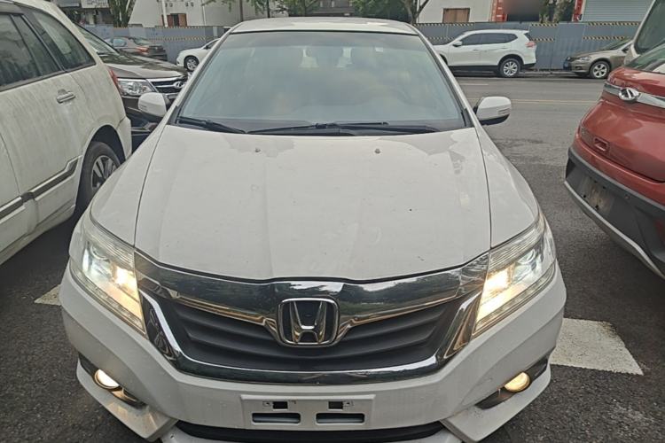 Used Honda Crider 2015 1.8L automatic comfort version Front