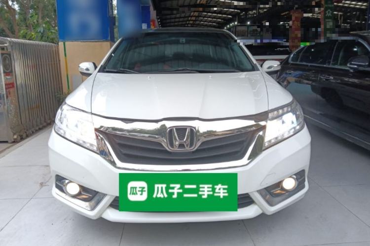 Used Honda Crider 2015 1.8L automatic luxury edition Front