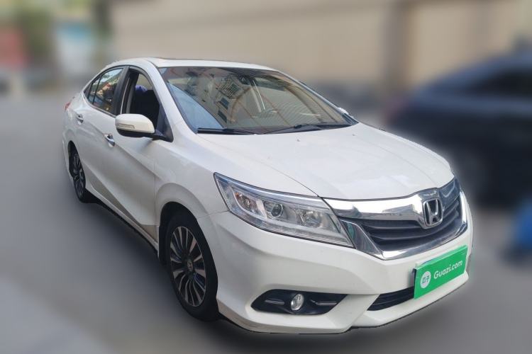 Used Honda Crider 2015 1.8L automatic luxury edition Front Right 45 Deg