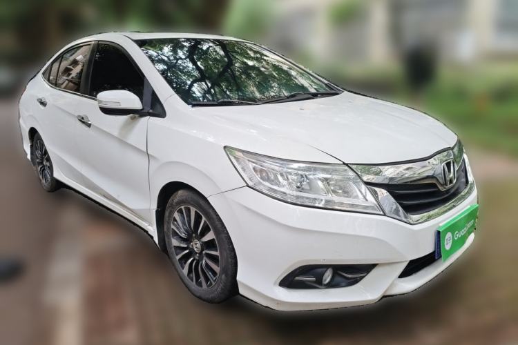 Used Honda Crider 2015 1.8L automatic luxury edition Front Right 45 Deg