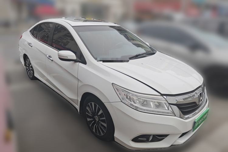 Used Honda Crider 2015 1.8L automatic luxury edition Front Right 45 Deg