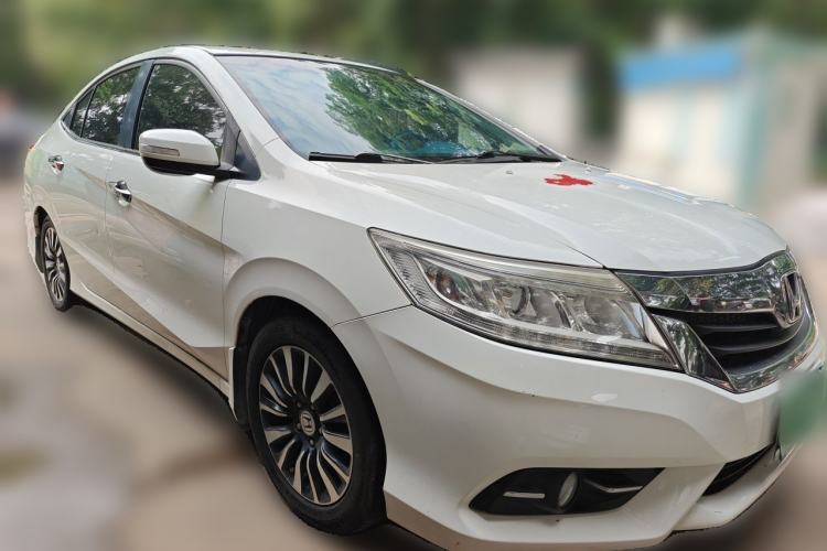Used Honda Crider 2015 1.8L automatic luxury edition Front Right 45 Deg
