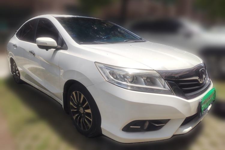 Used Honda Crider 2015 1.8L automatic luxury edition Front Right 45 Deg