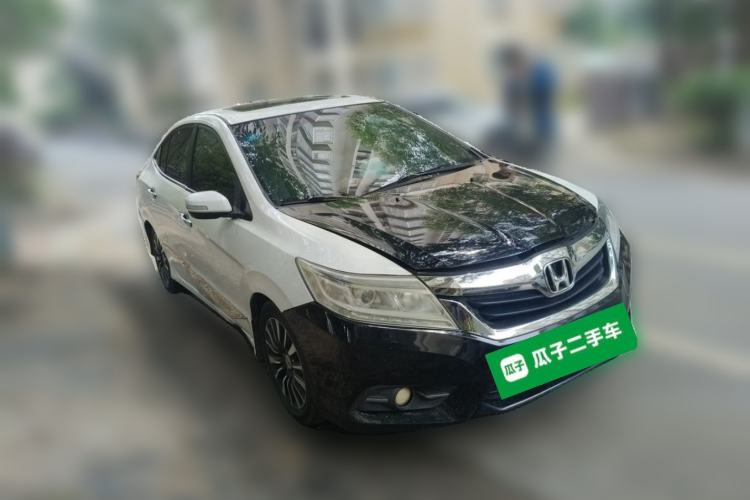 Used Honda Crider 2015 1.8L automatic luxury edition Front Right 45 Deg