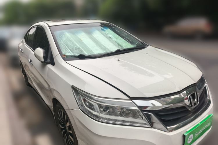 Used Honda Crider 2015 1.8L automatic luxury edition Front Right 45 Deg
