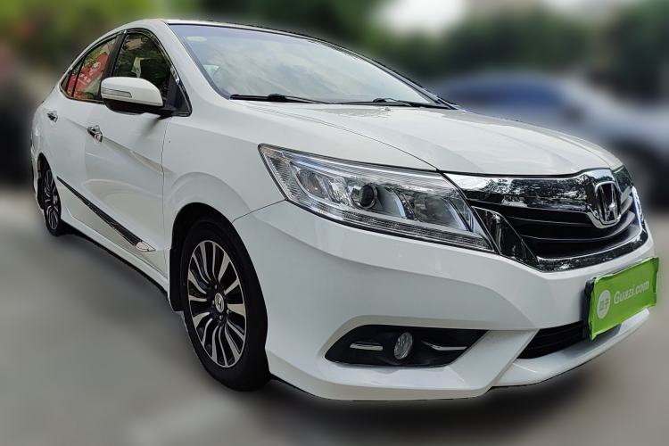 Used Honda Crider 2015 1.8L automatic luxury edition Front Right 45 Deg