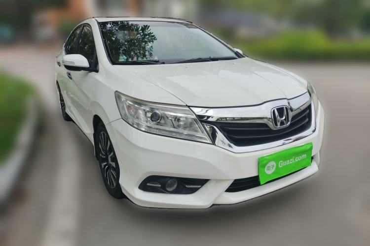 Used Honda Crider 2015 1.8L automatic luxury edition Front Right 45 Deg