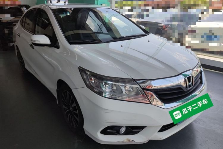 Used Honda Crider 2015 1.8L automatic luxury edition Front Right 45 Deg