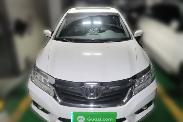 Used Honda Crider 2015 1.8L automatic luxury edition Front