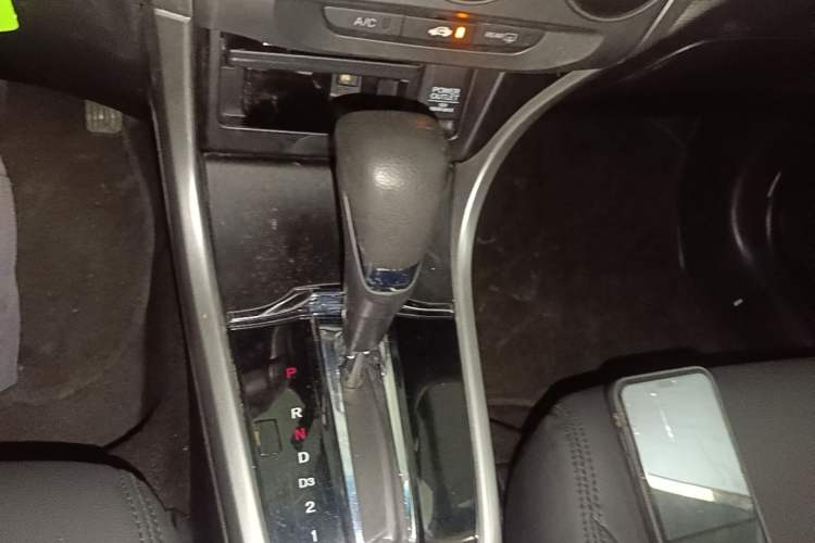Used Honda Crider 2015 1.8L automatic comfort version Gear Lever