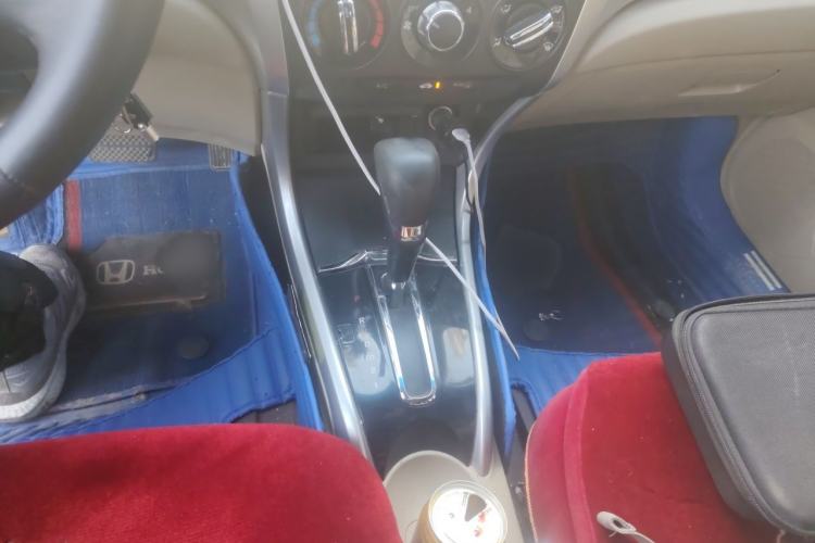 Used Honda Crider 2015 1.8L automatic comfort version Gear Lever
